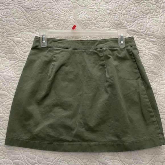 Forever 21 Mini Skirt - Picture 2 of 3